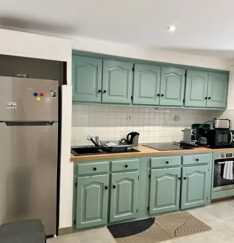 펜션 Maison Avec Jardin Et Proche 프로프리아노